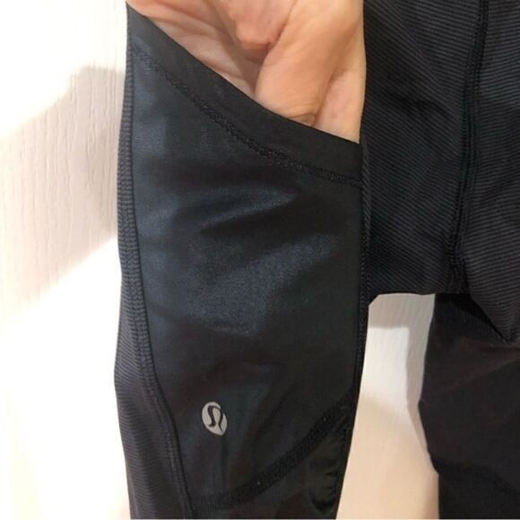 Lululemon leggings‎  - Picture 5 of 5